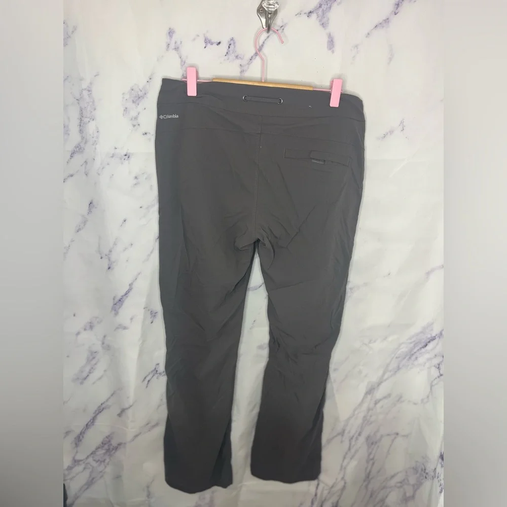 Columbia Women’s Omni Shield Advanced Repellency Active Wear Pants Sz 10 - Picture 4 of 5